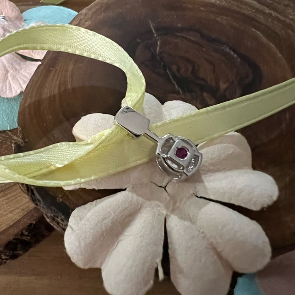 Pendant - Picture 3 of 3